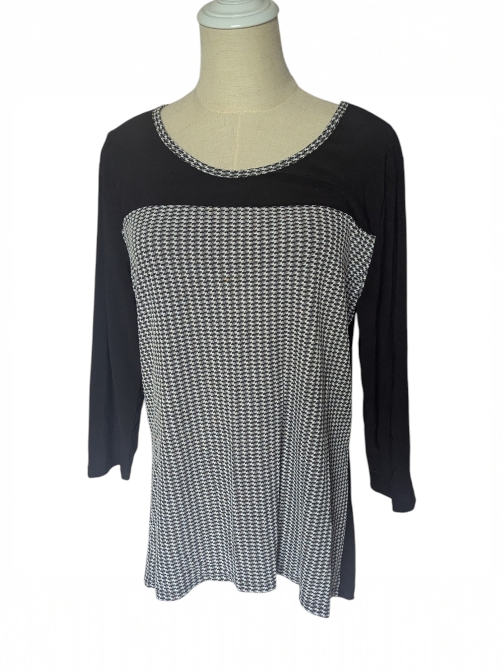 Janeric Black & White Houndstooth Tunic Top